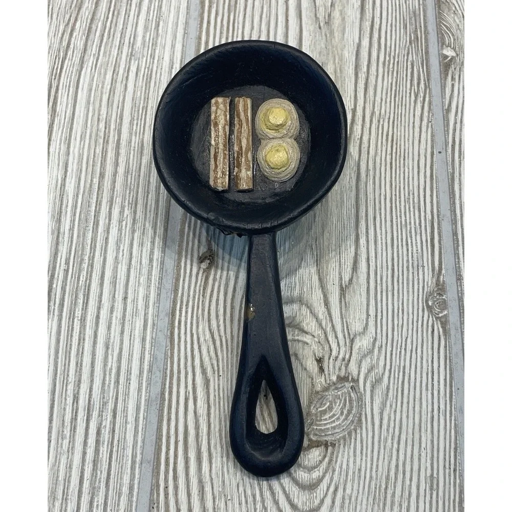 VTG Handcrafted Wooden Skillet Wall Hook Bacon and Eggs Breakfast Decor Black
